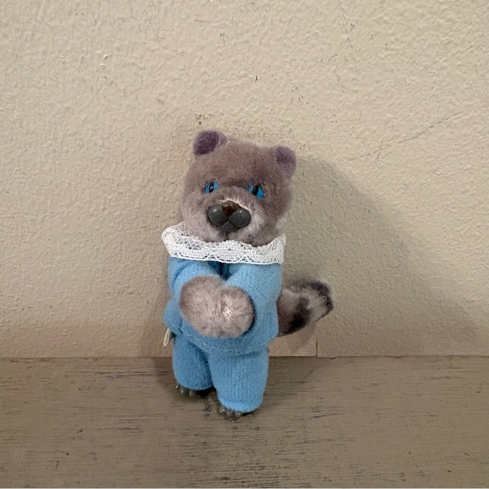 VTG Beatrix Potter Tom Kitten Clip on Figurine